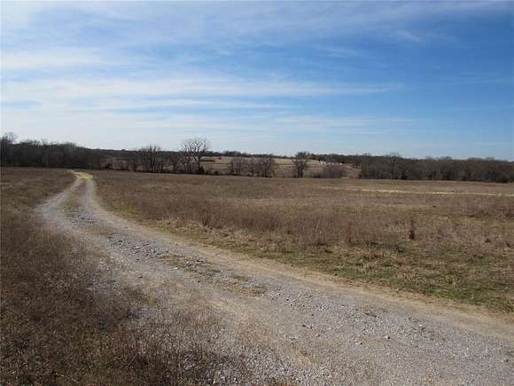 160 Acres of Land for Sale in Wynnewood, Oklahoma