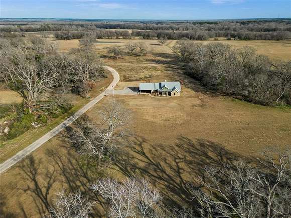 22 Acres of Land with Home for Sale in Mineola, Texas