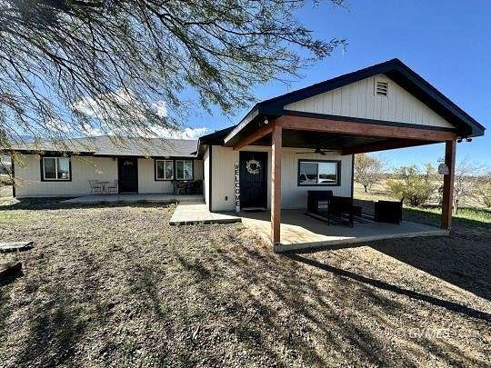 3.1 Acres of Residential Land with Home for Sale in Safford, Arizona