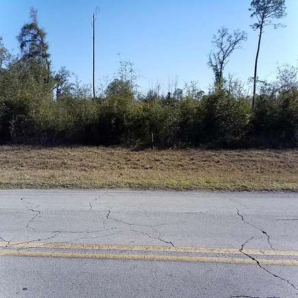 3.22 Acres of Commercial Land for Sale in Chiefland, Florida