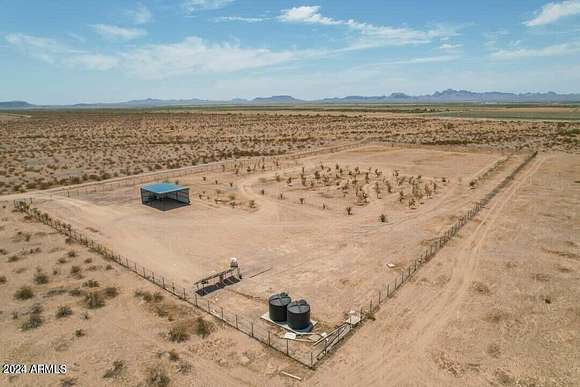 5 Acres of Land for Sale in Tonopah, Arizona