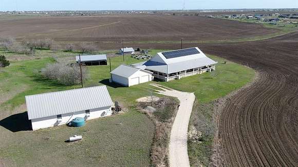 93 Acres of Improved Agricultural Land for Sale in Elgin, Texas