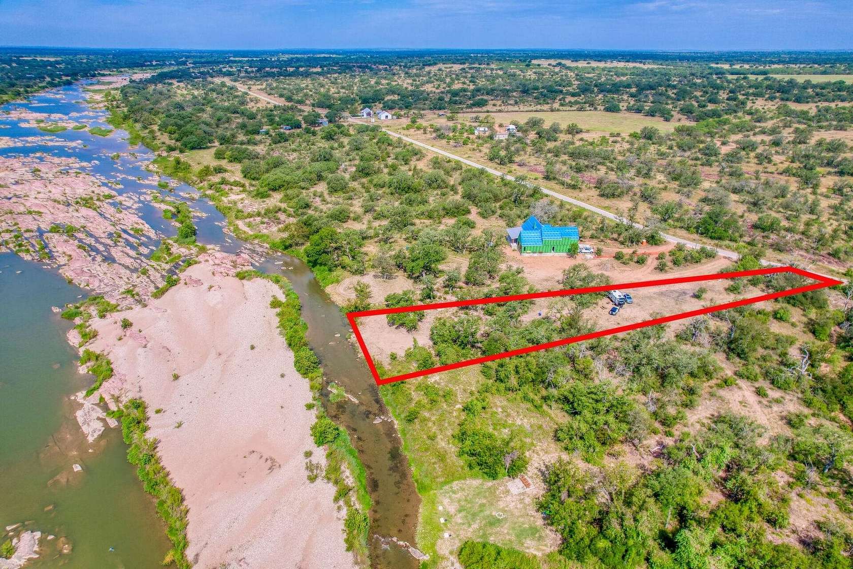 1.1 Acres of Residential Land for Sale in Llano, Texas