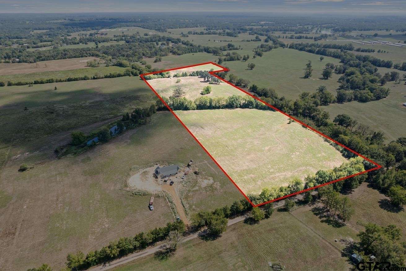 27.7 Acres of Agricultural Land for Sale in Mount Pleasant, Texas