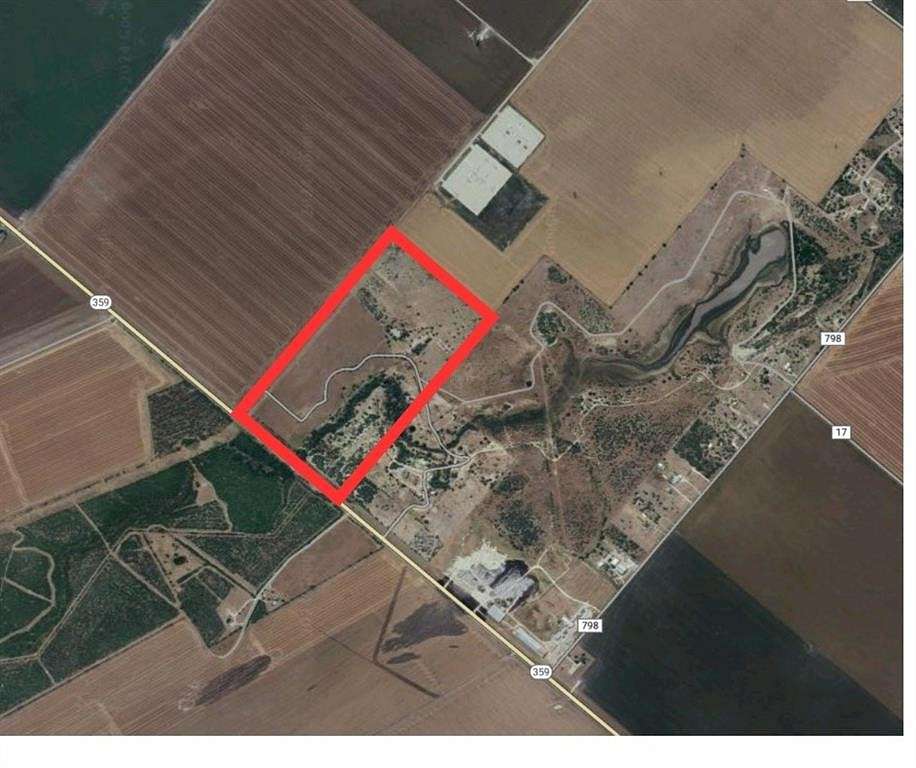106 Acres of Agricultural Land with Home for Sale in Mathis, Texas