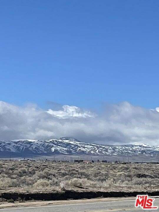 5 Acres of Land for Sale in Lancaster, California