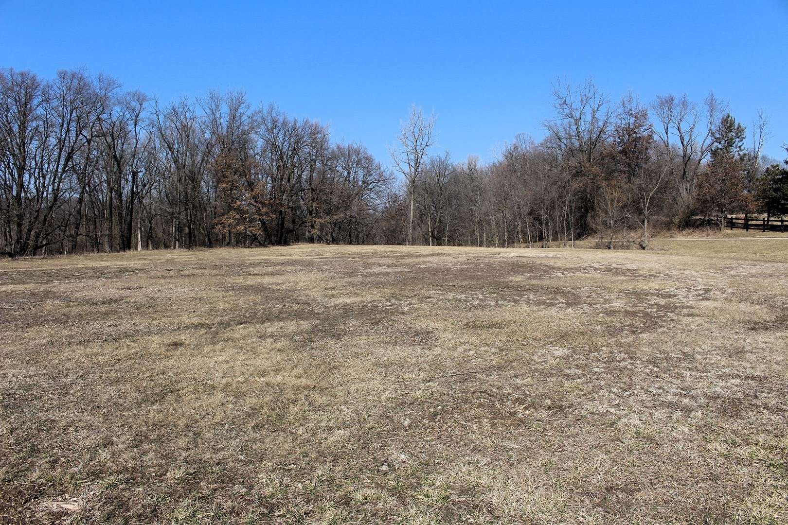5.4 Acres of Land for Sale in Clinton, Illinois
