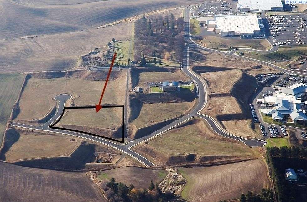 1.73 Acres of Mixed-Use Land for Sale in Pullman, Washington