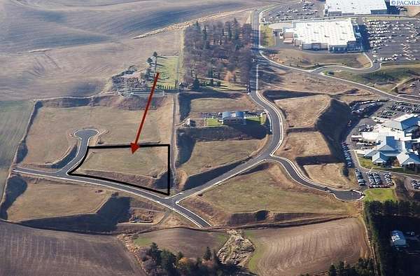 1.73 Acres of Mixed-Use Land for Sale in Pullman, Washington