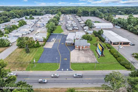 4 Acres of Improved Commercial Land for Lease in Toms River, New Jersey