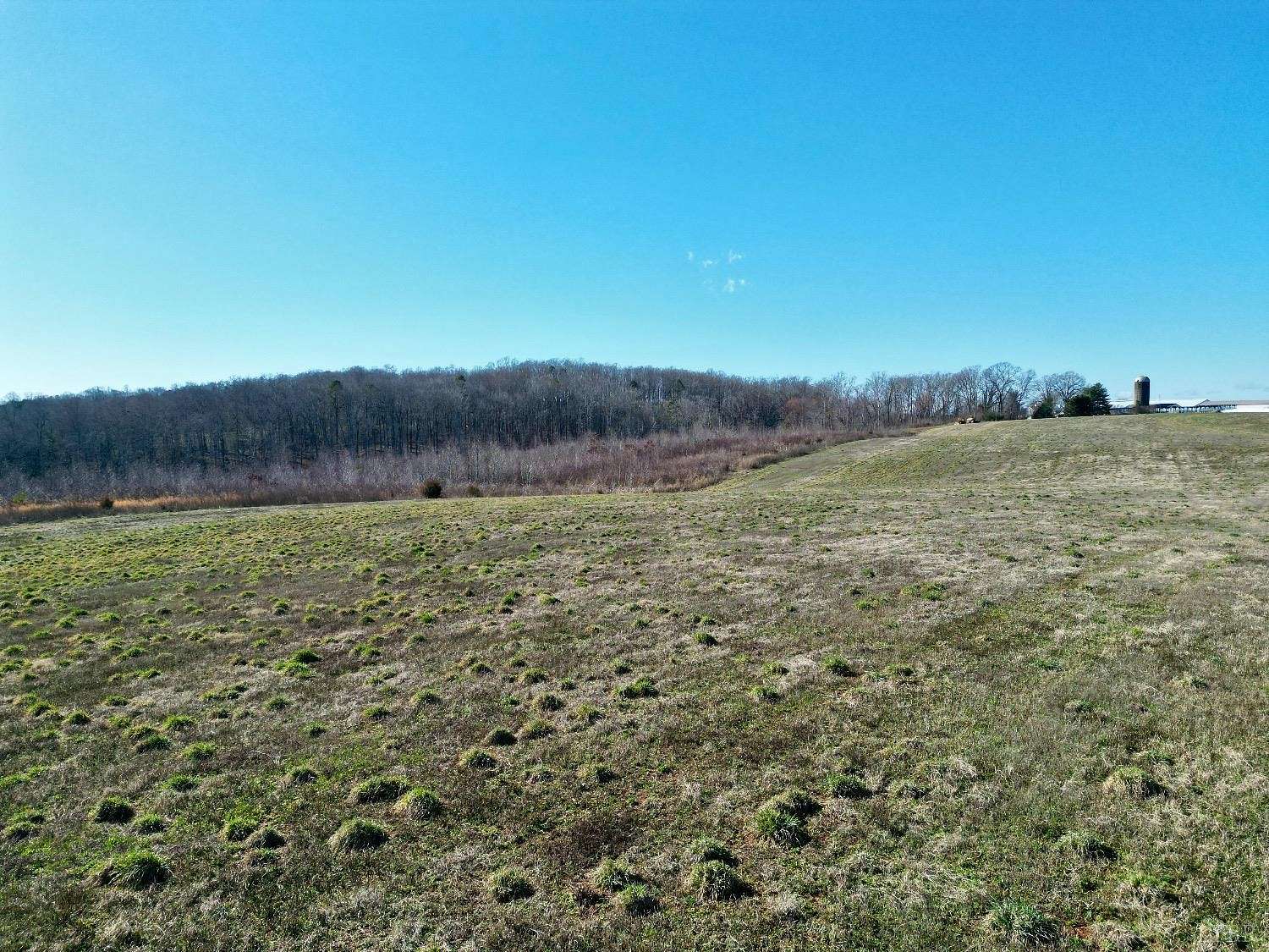 25 Acres of Agricultural Land for Sale in Huddleston, Virginia