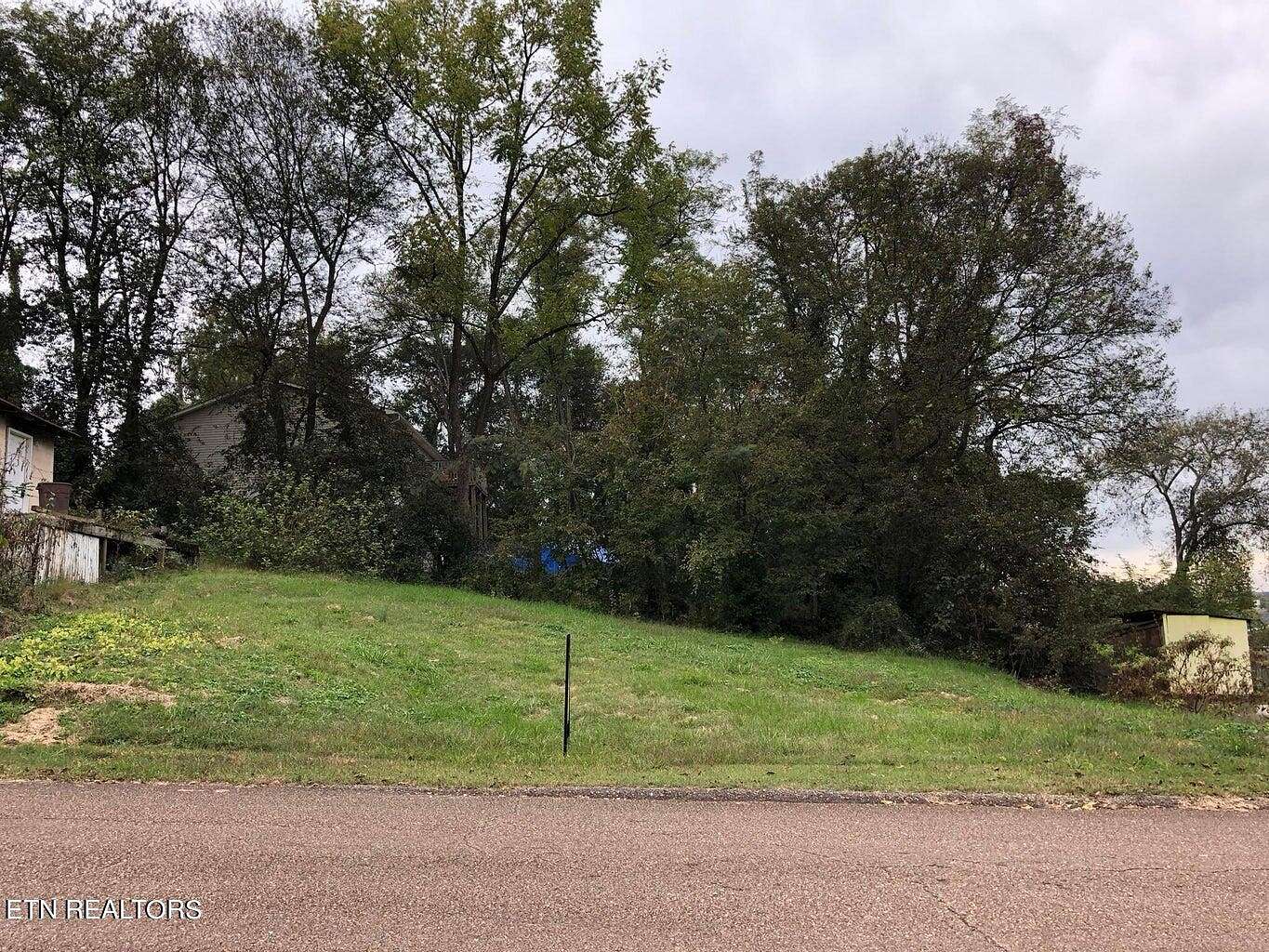 0.12 Acres of Residential Land for Sale in Knoxville, Tennessee