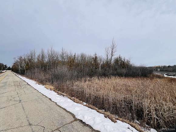 6 Acres of Residential Land for Sale in Escanaba, Michigan