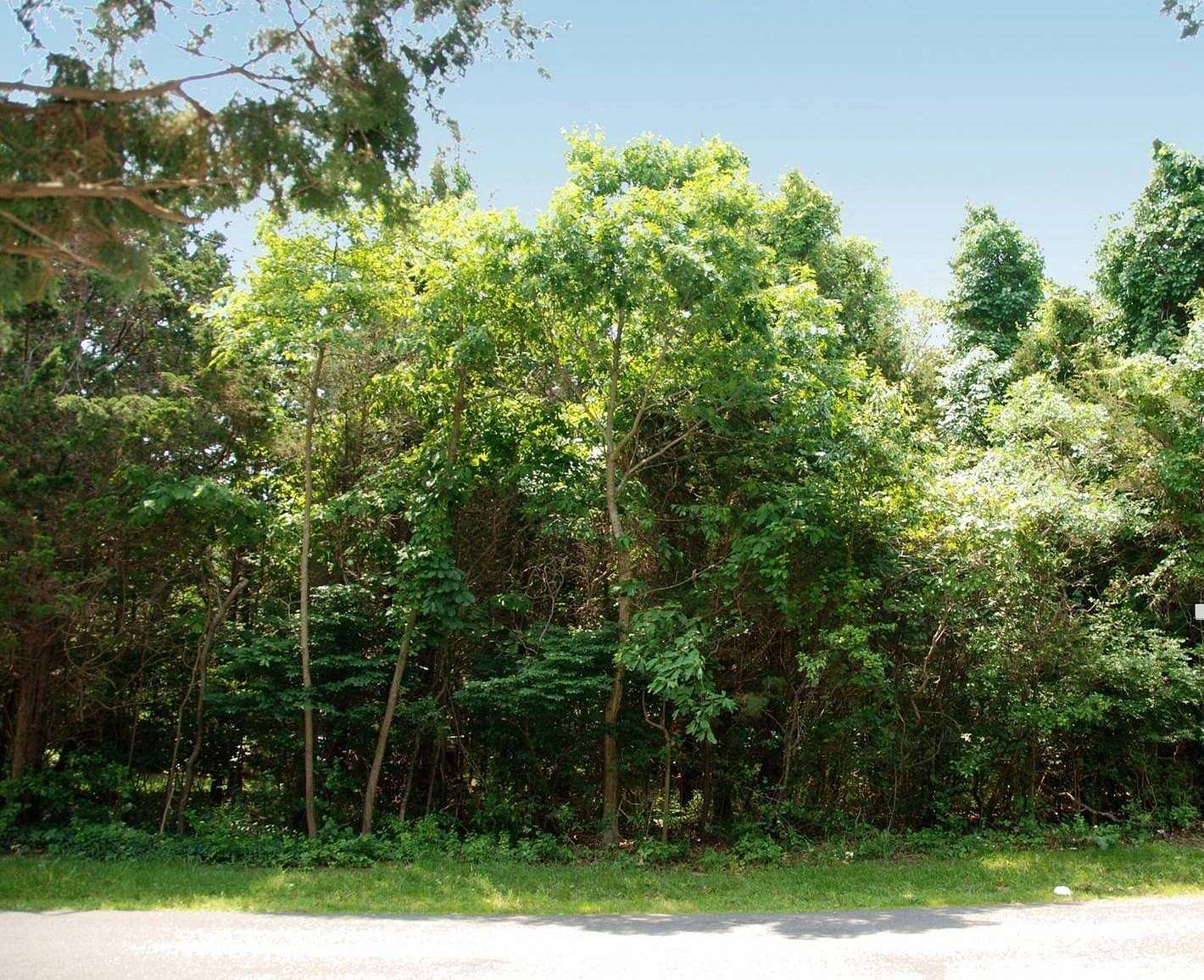 1.75 Acres of Land for Sale in East Hampton, New York