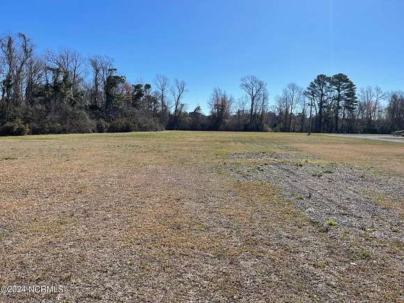 3 Acres of Residential Land for Sale in Peletier, North Carolina