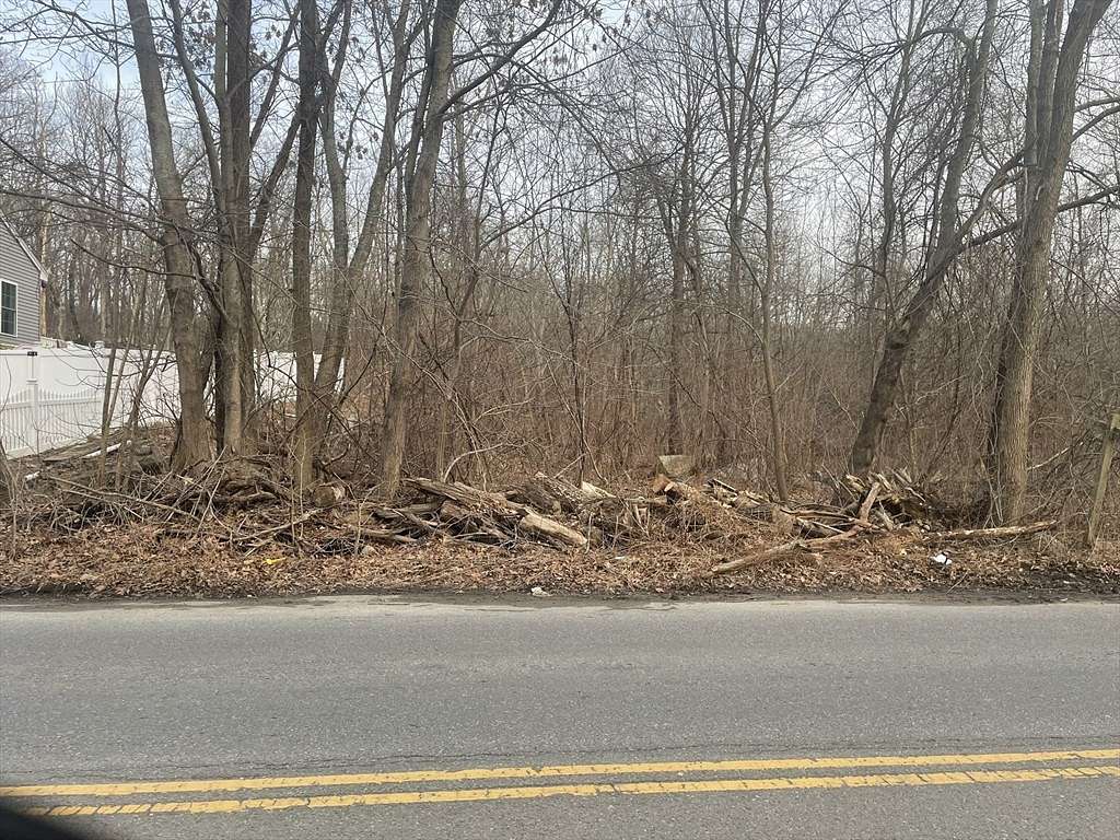 0.8 Acres of Residential Land for Sale in Worcester, Massachusetts