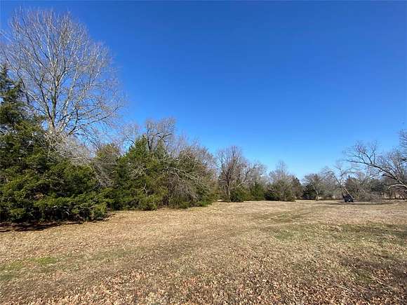 10.8 Acres of Land for Sale in Sulphur Springs, Texas