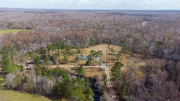 354 Acres of Land with Home for Sale in Wewahitchka, Florida