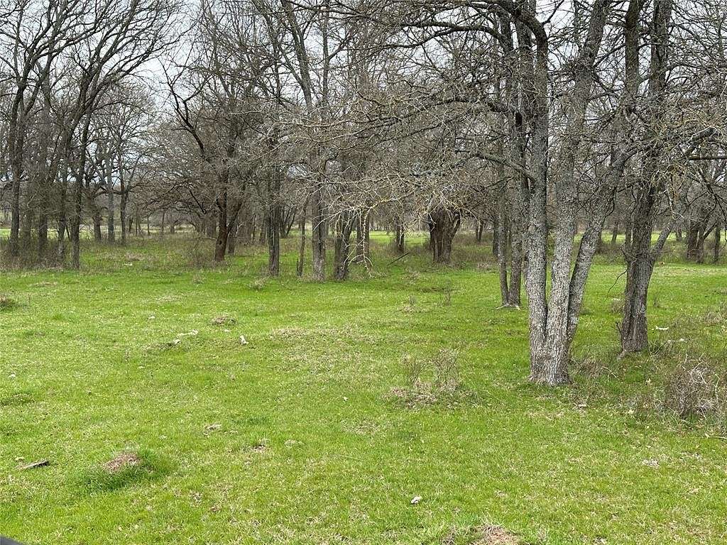1.5 Acres of Residential Land for Sale in Covington, Texas