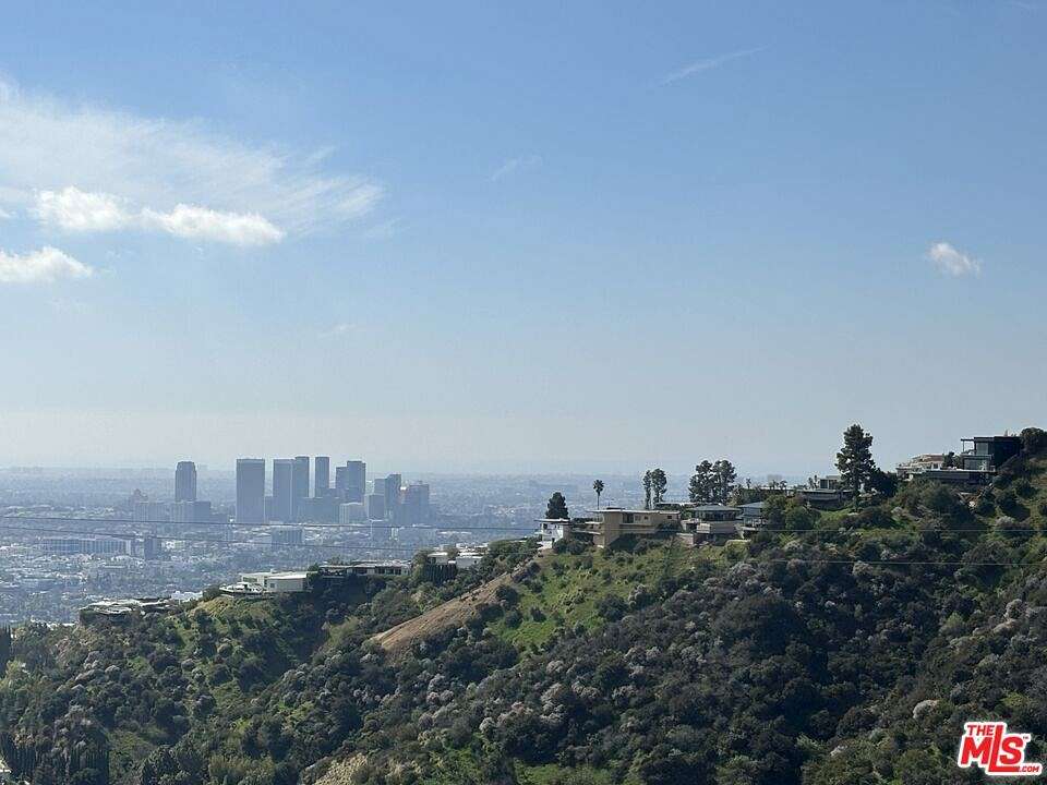 0.73 Acres of Residential Land for Sale in Los Angeles, California