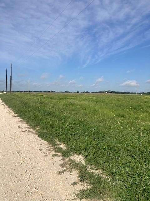 2.4 Acres of Land for Sale in Grandview, Texas