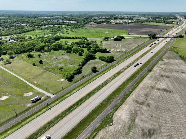 8.38 Acres of Commercial Land for Sale in Ennis, Texas