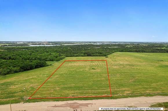 3.7 Acres of Residential Land for Sale in Corsicana, Texas