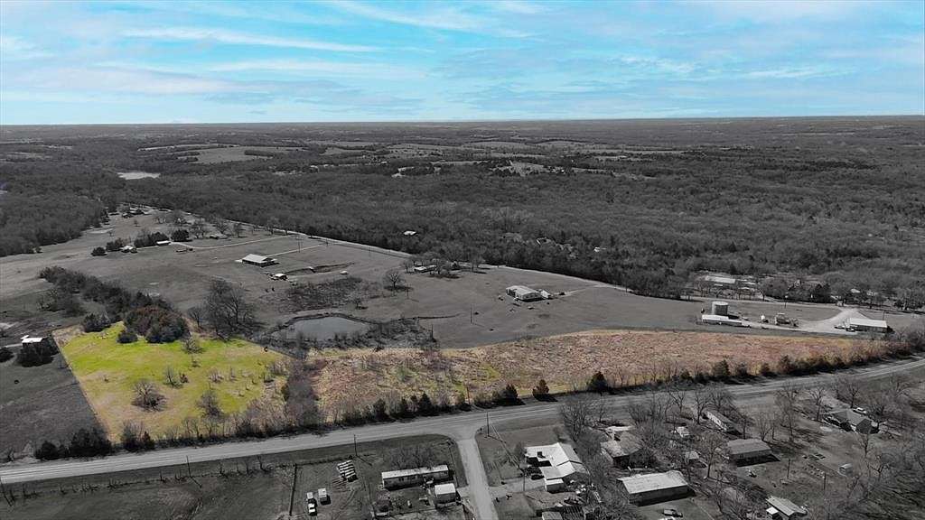 10 Acres of Mixed-Use Land for Sale in Bells, Texas
