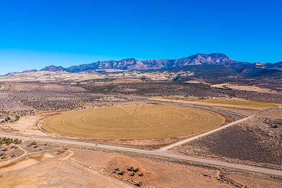 125 Acres of Land for Sale in Dammeron Valley, Utah