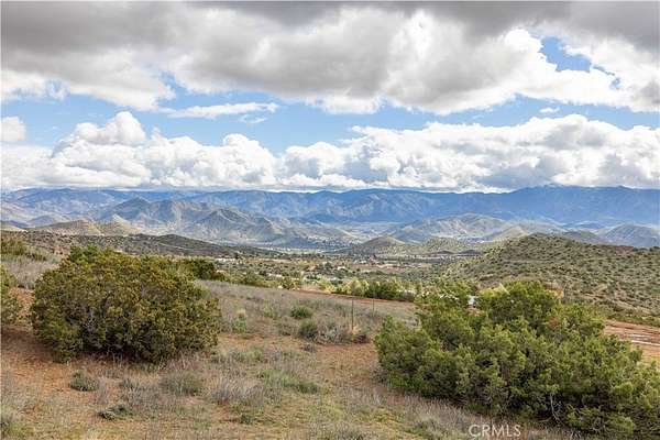 28.5 Acres of Land for Sale in Acton, California