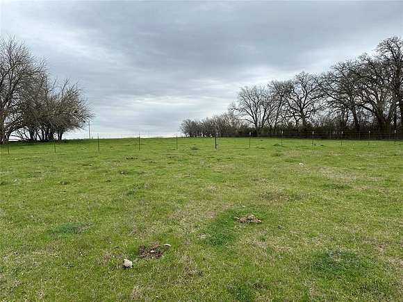 1.539 Acres of Residential Land for Sale in Covington, Texas