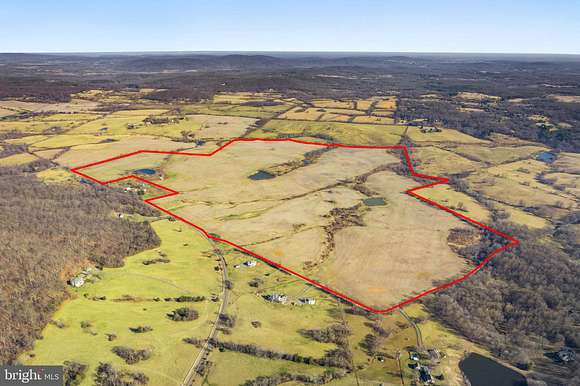 368 Acres of Agricultural Land for Sale in Marshall, Virginia