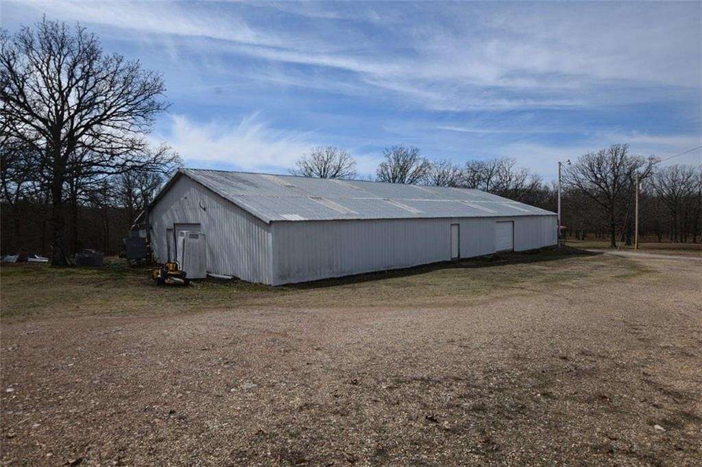 16 Acres of Recreational Land with Home for Sale in Tahlequah, Oklahoma