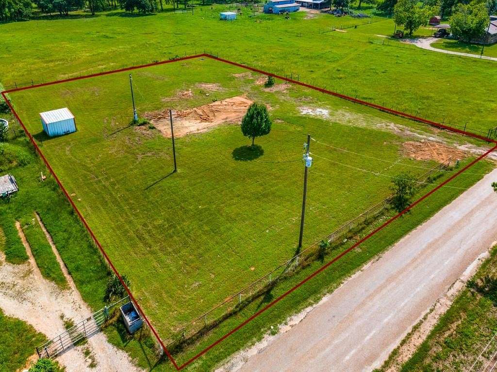1 Acre of Land for Sale in Joshua, Texas