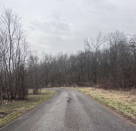 1 Acre of Residential Land for Sale in Stanford, Kentucky