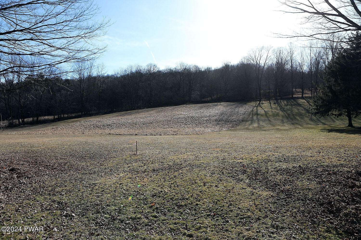 30.5 Acres of Land for Sale in Equinunk, Pennsylvania
