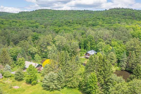 10.2 Acres of Land with Home for Sale in Dummerston Town, Vermont