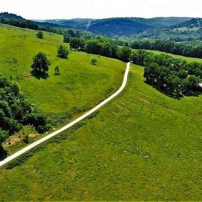 504 Acres of Agricultural Land with Home for Sale in Eureka Springs, Arkansas
