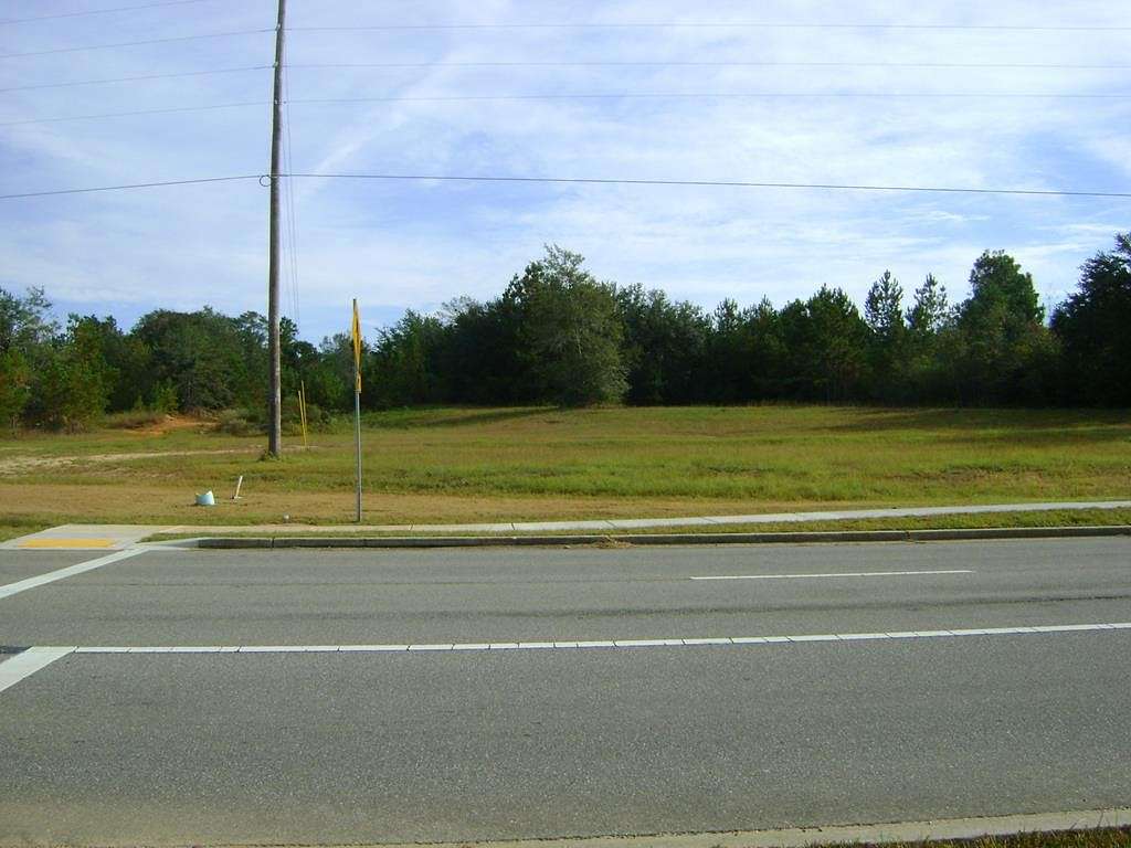 5.8 Acres of Commercial Land for Sale in Picayune, Mississippi