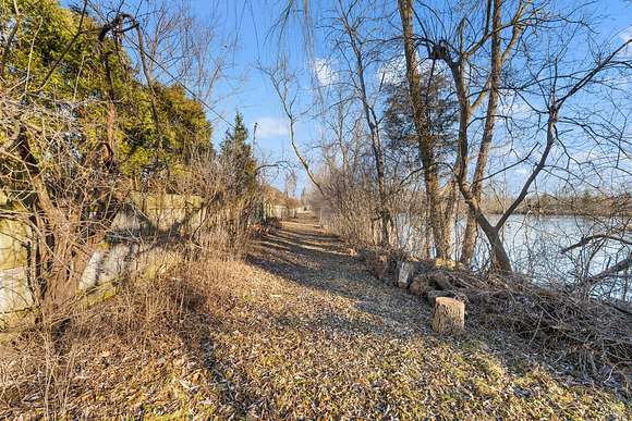 Residential Land for Sale in Riverwoods, Illinois