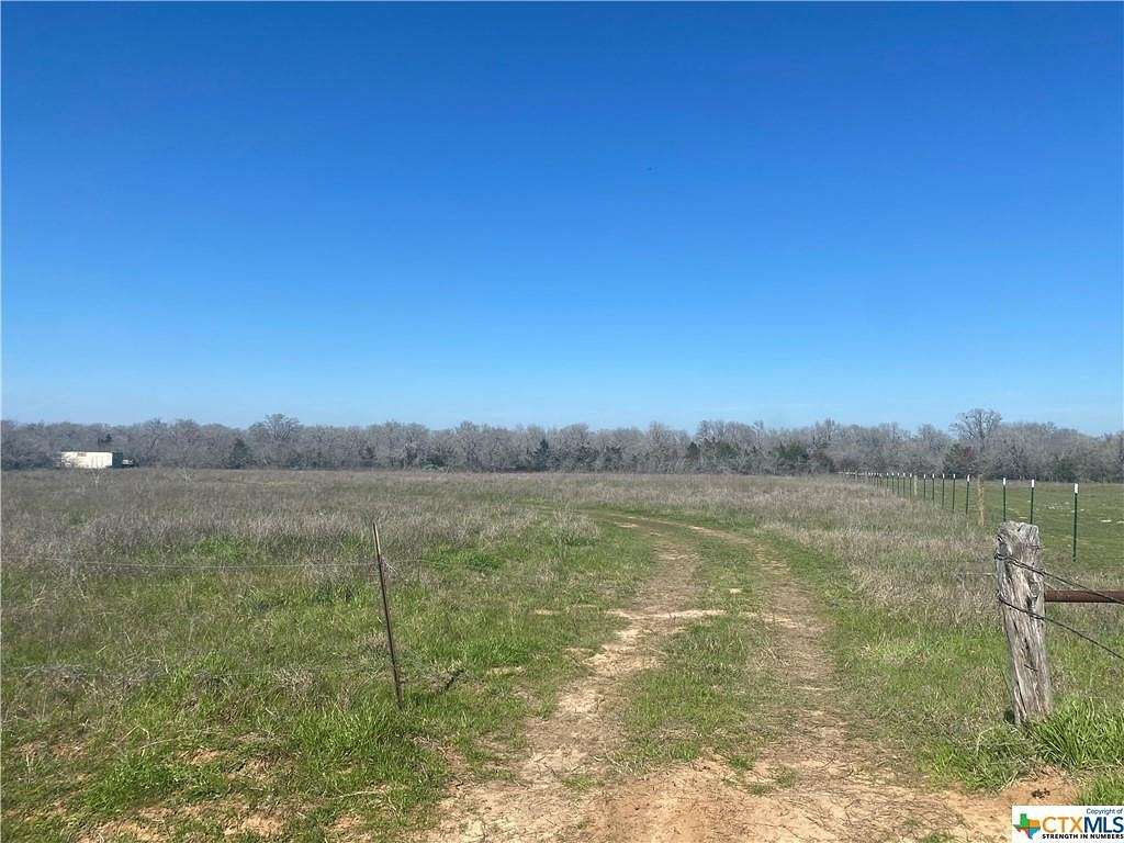 21.6 Acres of Agricultural Land for Sale in Flatonia, Texas