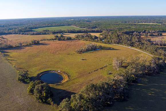 129 Acres of Land for Sale in Jasper, Florida