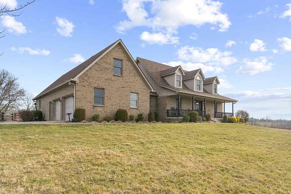30.5 Acres of Land with Home for Sale in Lexington, Kentucky