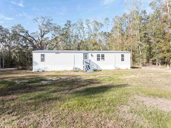 2.1 Acres of Residential Land with Home for Sale in Jennings, Florida