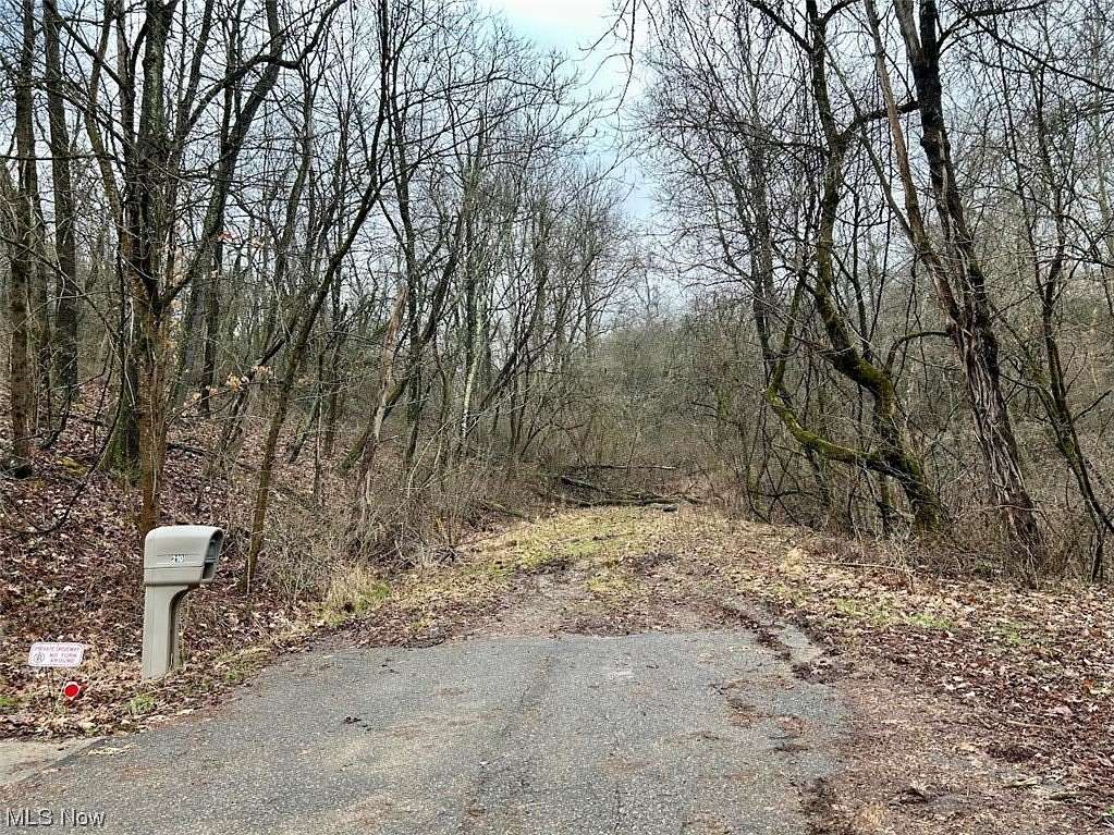 4.31 Acres of Residential Land for Sale in Marietta, Ohio