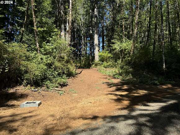 12.66 Acres of Land for Sale in Lakeside, Oregon