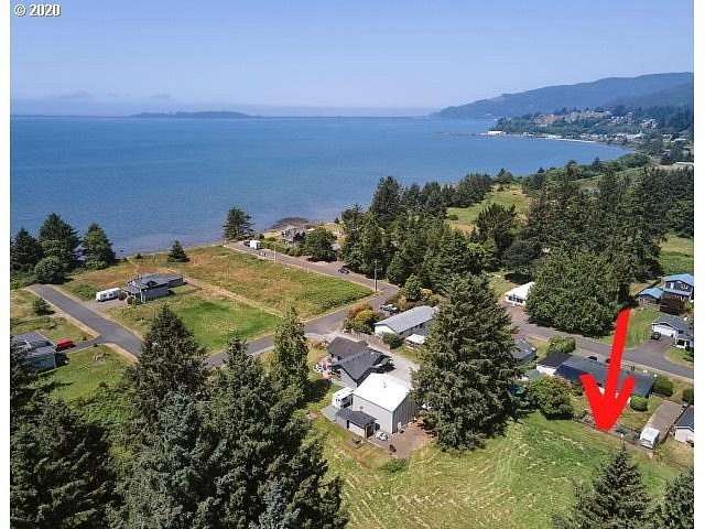 0.12 Acres of Residential Land for Sale in Bay City, Oregon