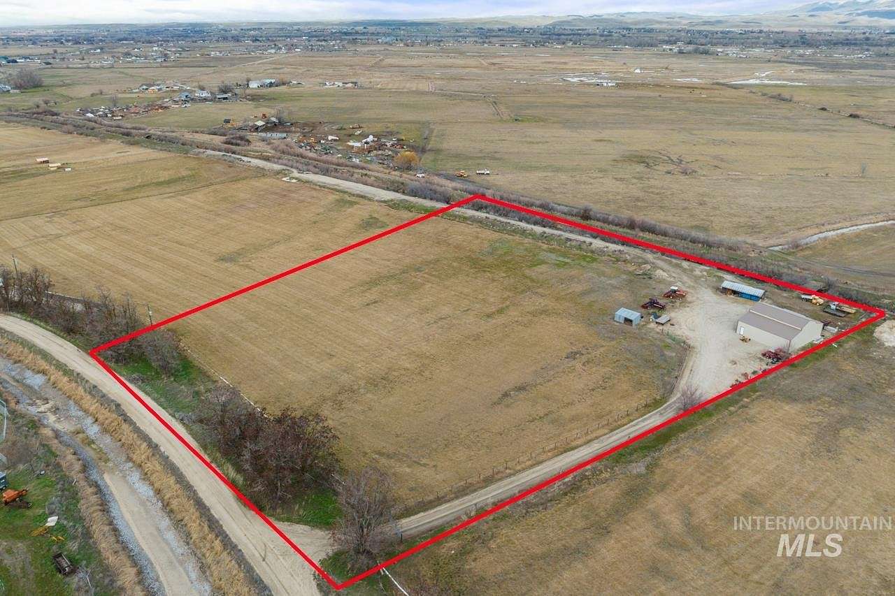 7.49 Acres of Land for Sale in Emmett, Idaho