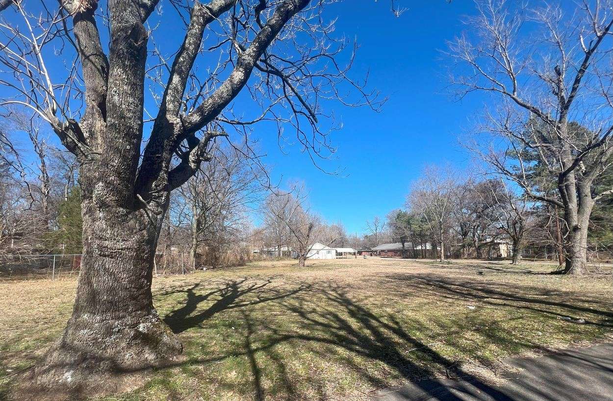 0.48 Acres of Residential Land for Sale in Kennett, Missouri