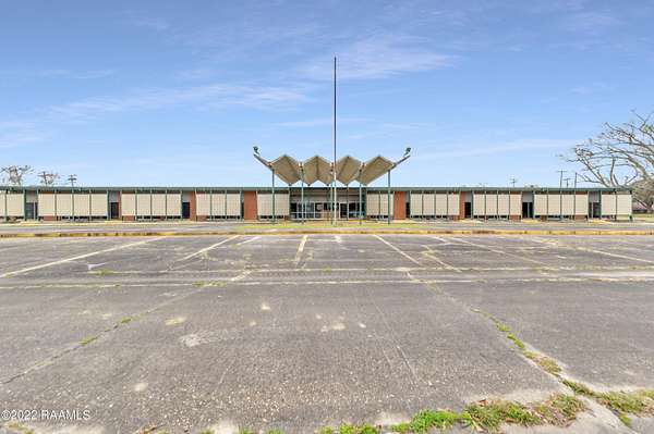 12 Acres of Mixed-Use Land for Sale in Rayne, Louisiana